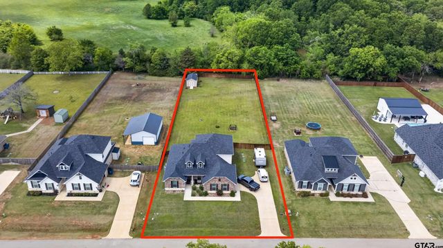 7836 Freestone Dr, Bullard, TX 75757