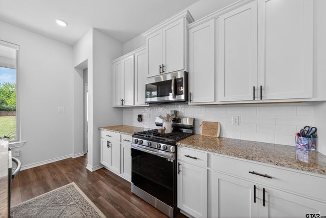 7836 Freestone Dr, Bullard, TX 75757