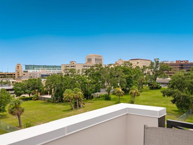 152 AUDUBON PLACE, Sarasota, FL 34237