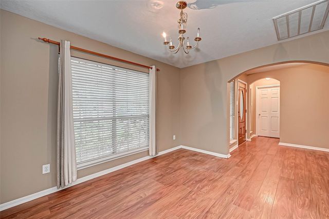 2807 Burgess Hill Court, Pearland, TX 77584