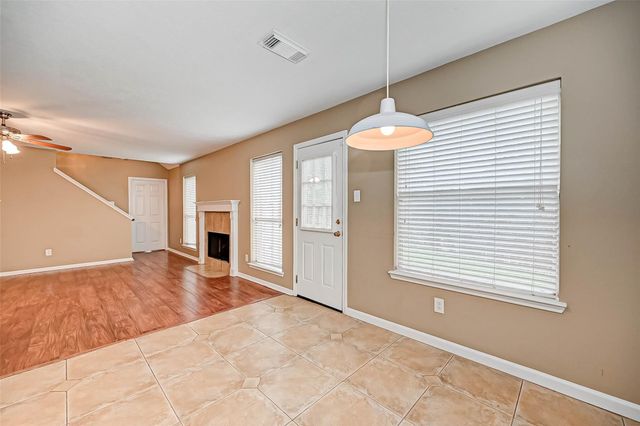 2807 Burgess Hill Court, Pearland, TX 77584