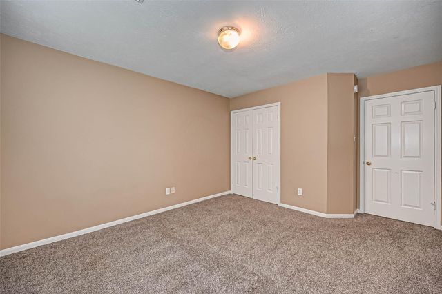 2807 Burgess Hill Court, Pearland, TX 77584