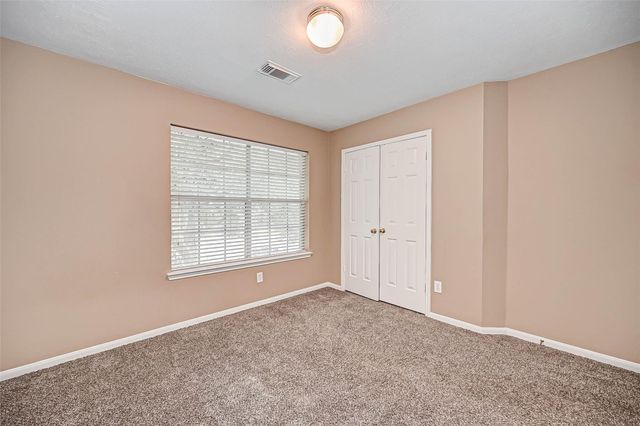 2807 Burgess Hill Court, Pearland, TX 77584