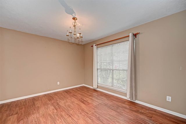 2807 Burgess Hill Court, Pearland, TX 77584