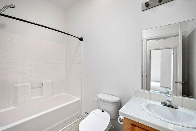 10088 Fairview Boulevard SW, Port Orchard, WA 98367