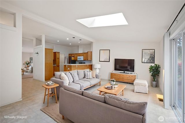 10088 Fairview Boulevard SW, Port Orchard, WA 98367