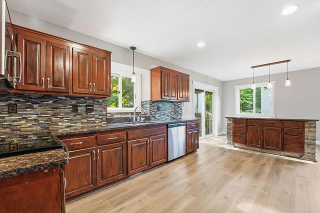 17399 Ridgewood Court, Prior Lake, MN 55372