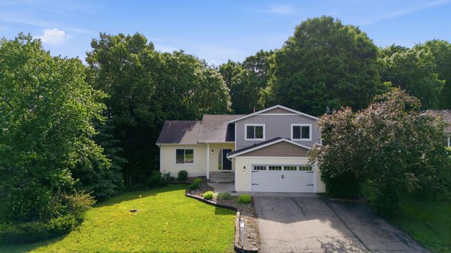 17399 Ridgewood Court, Prior Lake, MN 55372