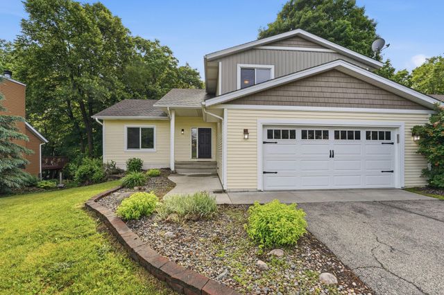 17399 Ridgewood Court, Prior Lake, MN 55372