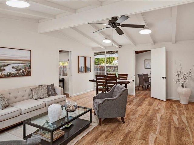 10525 Barnhart Court, Cupertino, CA 95014