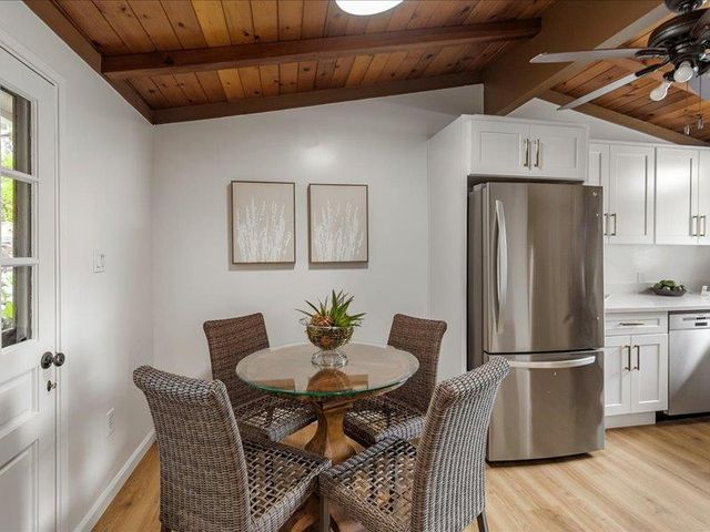 10525 Barnhart Court, Cupertino, CA 95014