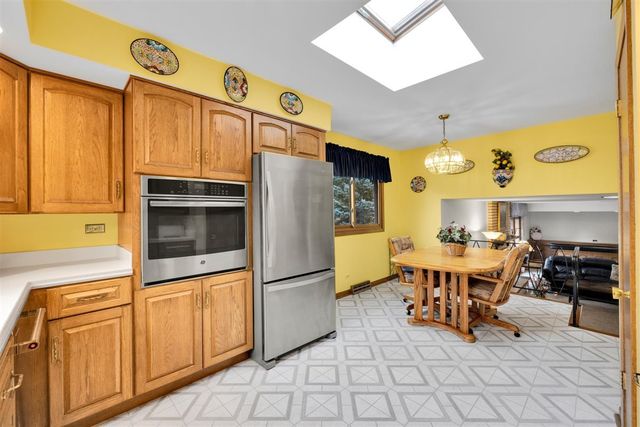 21W200 North Lane, Itasca, IL 60143