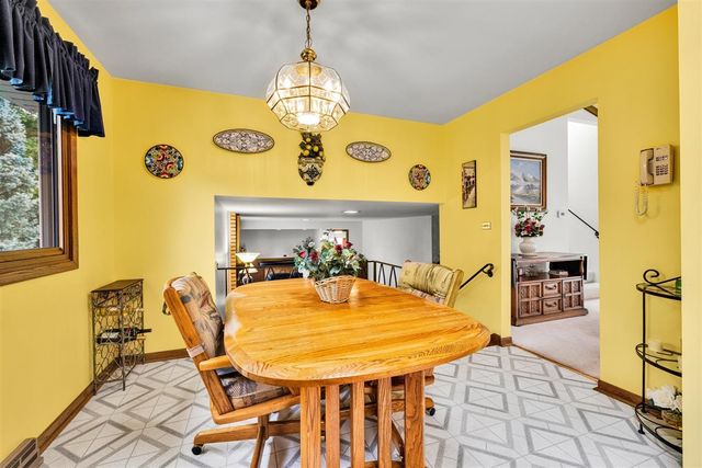 21W200 North Lane, Itasca, IL 60143