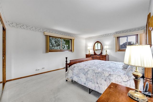 21W200 North Lane, Itasca, IL 60143