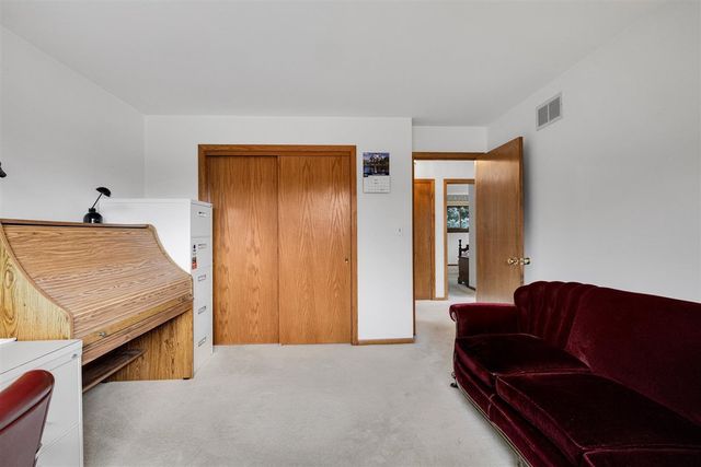 21W200 North Lane, Itasca, IL 60143