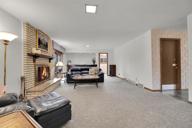 21W200 North Lane, Itasca, IL 60143