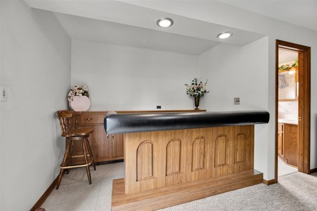 21W200 North Lane, Itasca, IL 60143