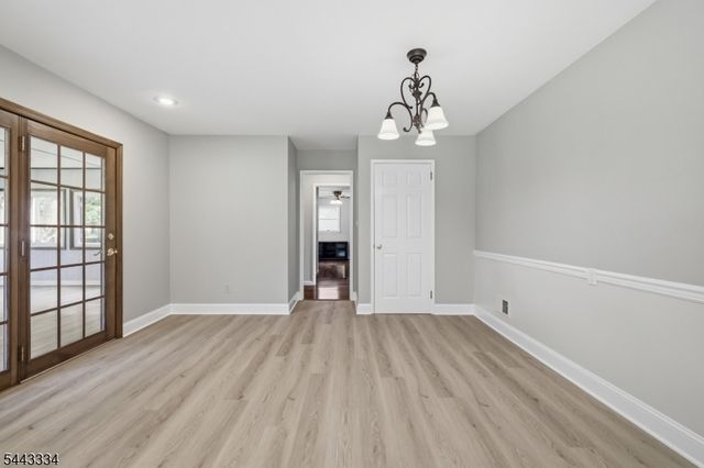 15 Deerhead Dr, Bridgewater Twp., NJ 08807