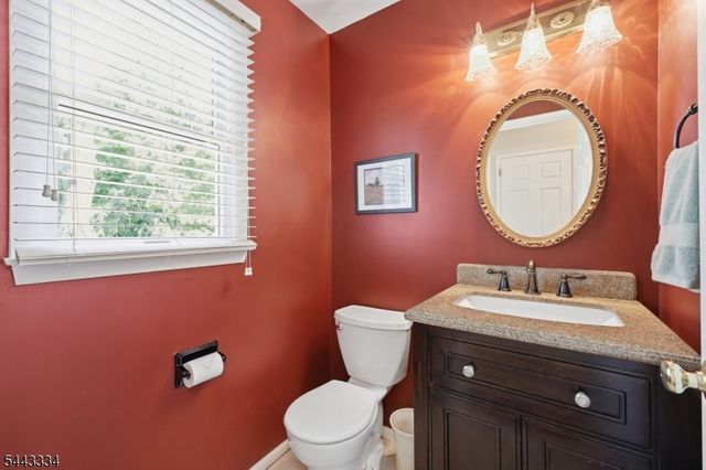 15 Deerhead Dr, Bridgewater Twp., NJ 08807