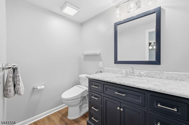 15 Deerhead Dr, Bridgewater Twp., NJ 08807