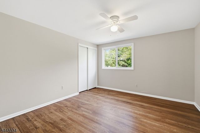 15 Deerhead Dr, Bridgewater Twp., NJ 08807