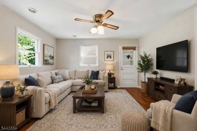 15 Deerhead Dr, Bridgewater Twp., NJ 08807
