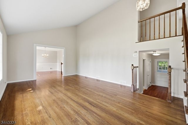 15 Deerhead Dr, Bridgewater Twp., NJ 08807
