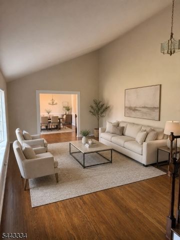 15 Deerhead Dr, Bridgewater Twp., NJ 08807