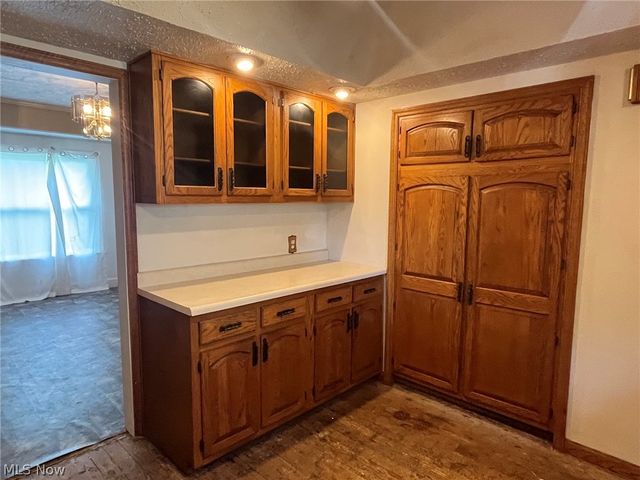 304 Lowell Avenue NE, Warren, OH 44483