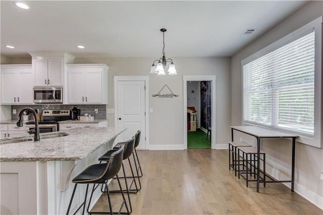 3350 Lanier Circle, Gainesville, GA 30506