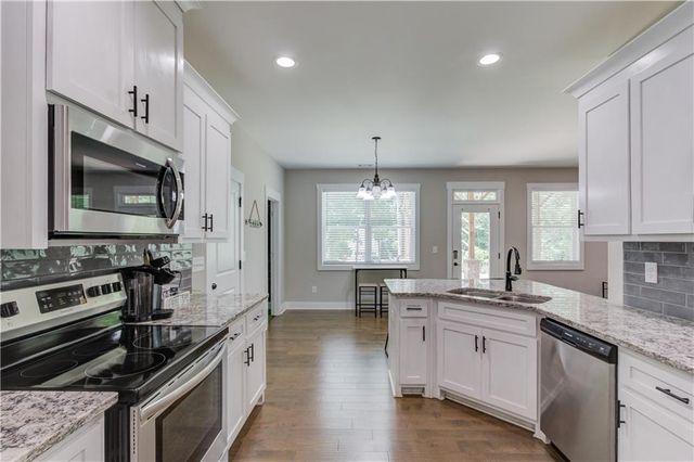 3350 Lanier Circle, Gainesville, GA 30506
