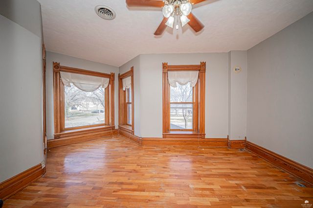 237 W 3rd Street, Junction City, KS 66441