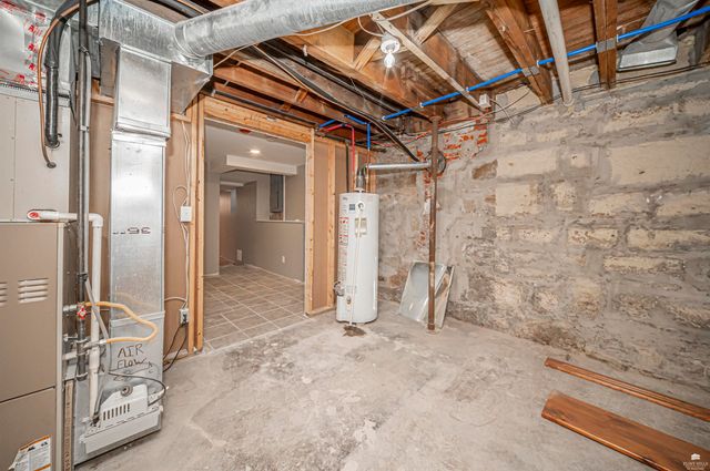 237 W 3rd Street, Junction City, KS 66441