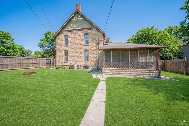237 W 3rd Street, Junction City, KS 66441