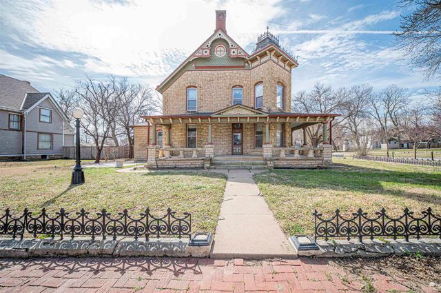 237 W 3rd Street, Junction City, KS 66441