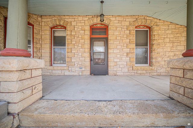 237 W 3rd Street, Junction City, KS 66441