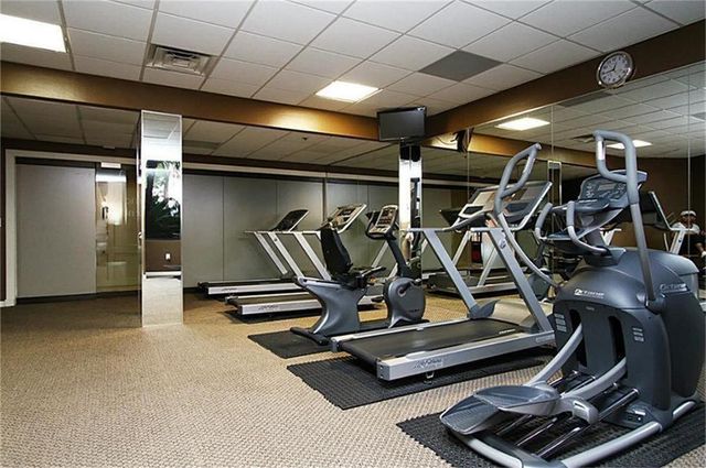 3525 Sage Road 706, Houston, TX 77056