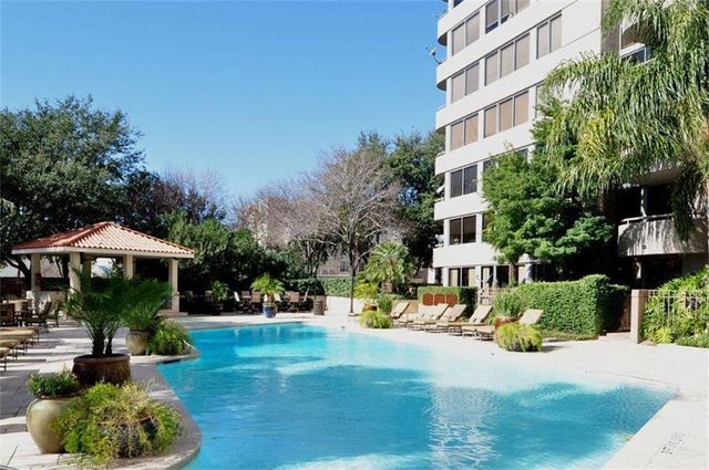 3525 Sage Road 706, Houston, TX 77056