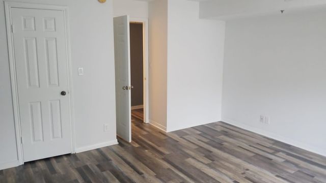 3525 Sage Road 706, Houston, TX 77056