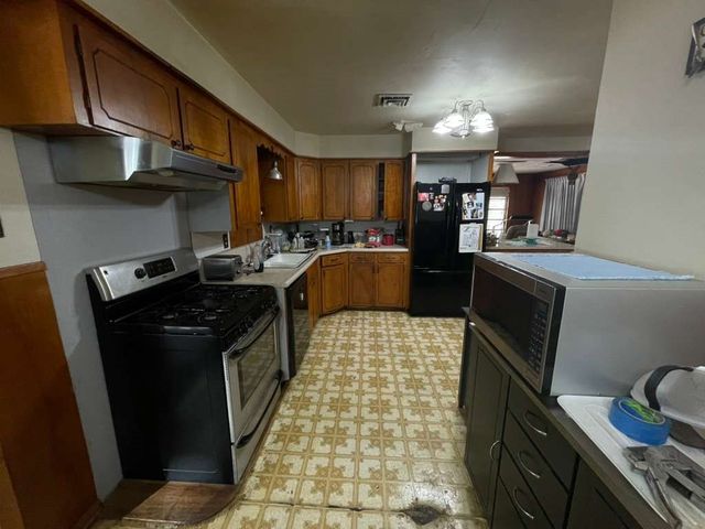 9834 Redbud Dr, Corpus Christi, TX 78410