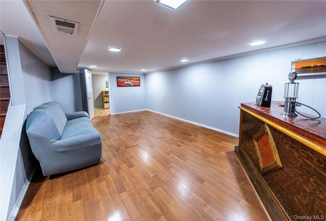 678 Front Street E, Hempstead, NY 11550