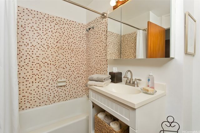 45-423 Lupo Street, Kaneohe, HI 96744