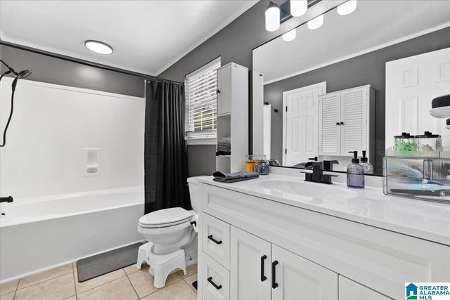 8821 CLUBHOUSE CIRCLE, Pinson, AL 35126