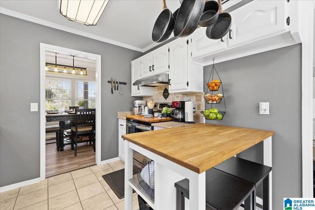 8821 CLUBHOUSE CIRCLE, Pinson, AL 35126