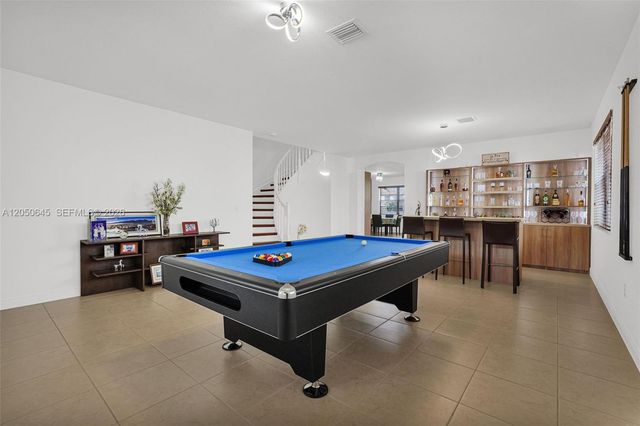 8910 NW 98th Court, Doral, FL 33178