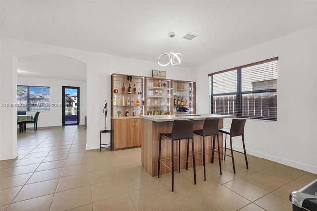8910 NW 98th Court, Doral, FL 33178