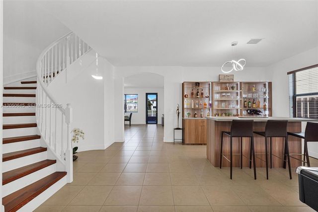 8910 NW 98th Court, Doral, FL 33178