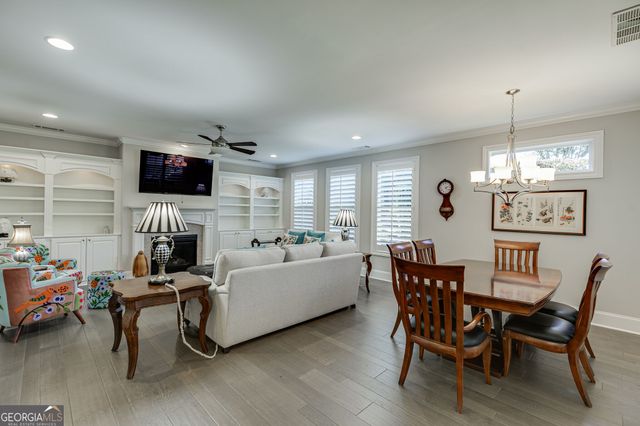 112 Heron Crossing, Woodstock, GA 30188