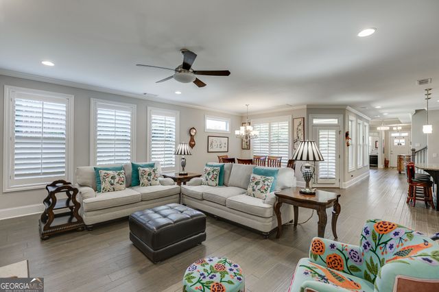 112 Heron Crossing, Woodstock, GA 30188