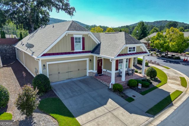 112 Heron Crossing, Woodstock, GA 30188